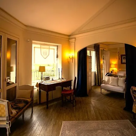 Apartment M A I S O N - H E X A G O N Neoclassical Style Riano (Rome)