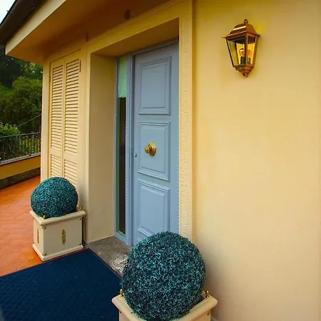 M A I S O N - H E X A G O N Neoclassical Style Riano (Rome)