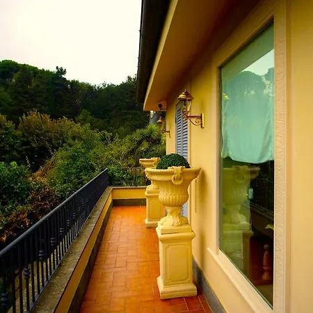 Apartmán M A I S O N - H E X A G O N Neoclassical Style *